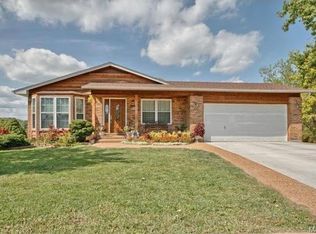 3276 Lupine Dr, Arnold, MO 63010