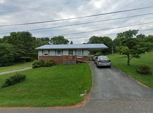108 Poplar St, Marion, VA 24354