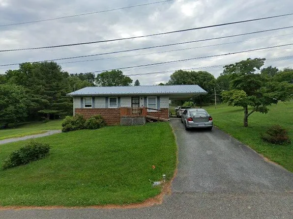 108 Poplar St, Marion, VA 24354