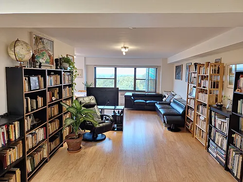 4200 N Marine Dr #901 Photo 1