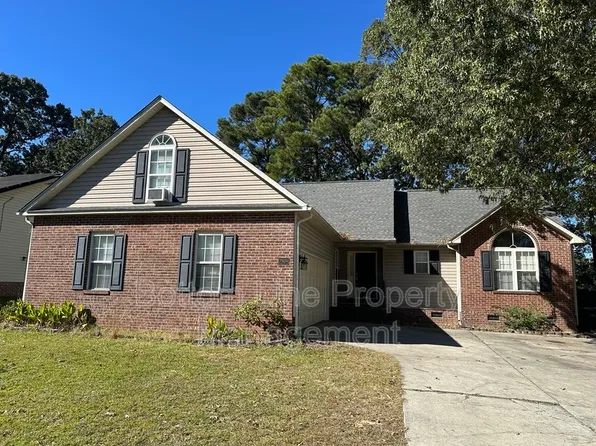 7509 Shillinglaw Cir, Fayetteville, NC 28314