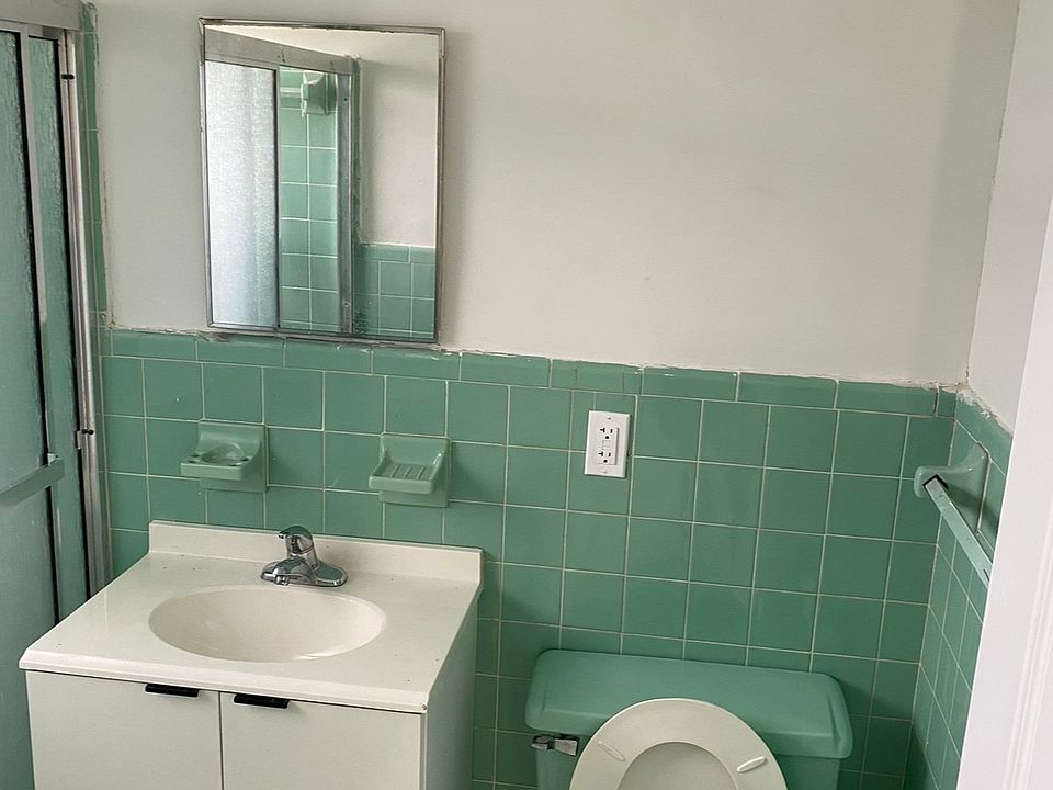2nd image of 7000 SW 23rd St APT 4