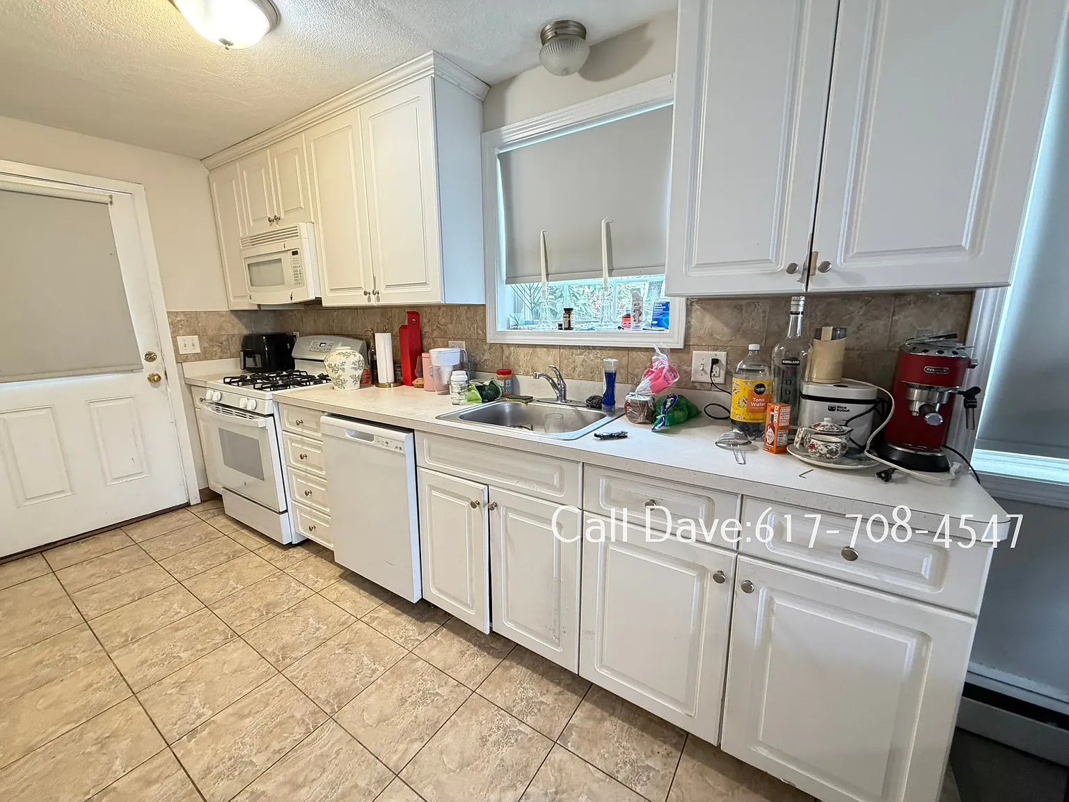3 bed, 1200 sqft, $3,200 — Photo 3