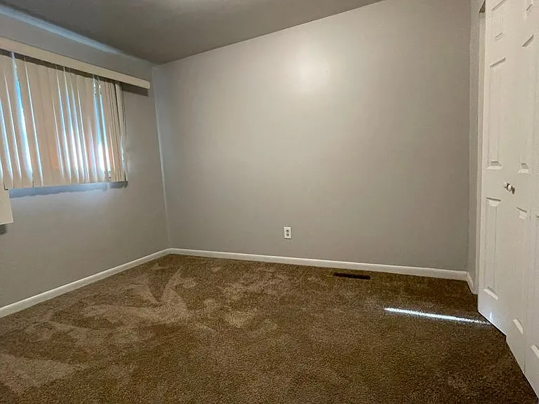 4471 Croissant St — Photo 12