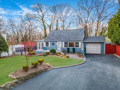 22 Laurelton Road, Sound Beach, NY, 11789