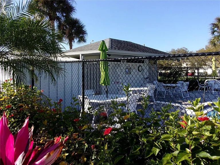 132 E Cypress Ct — Photo 25