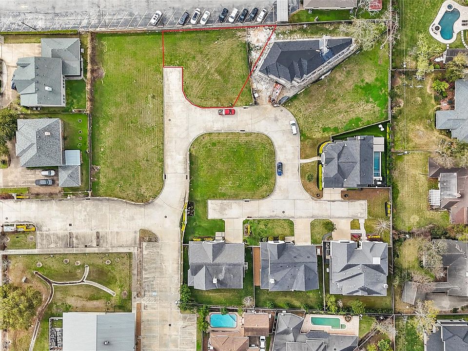 1st image of 7903 S Villa Cir
