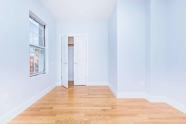 Rented by Nooklyn NYC LLC | media 40