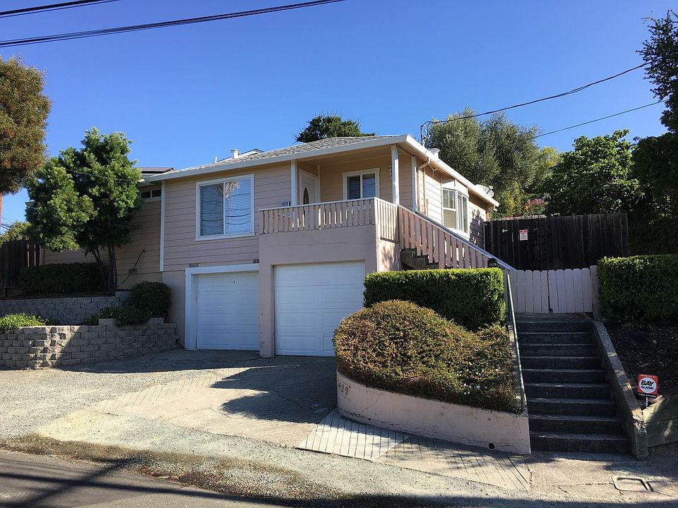 1st image of 2429 Leslie Ave
