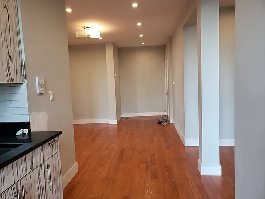 Rented by The Hamilton Group | media 3