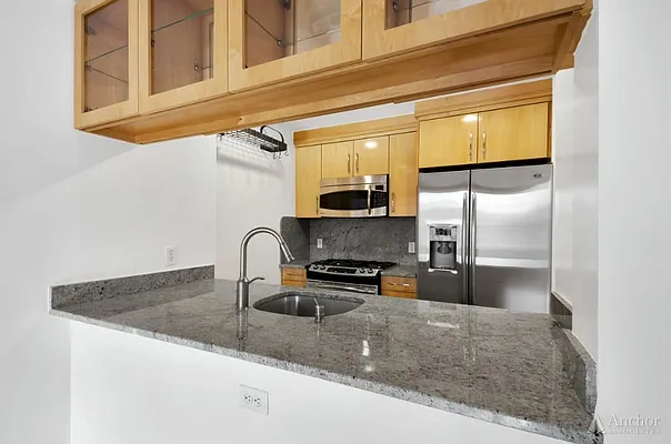 Sold by Anchor Associates | media 3