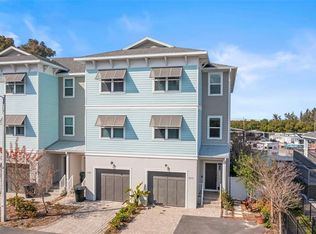 1299 Savona Dr NE, Saint Petersburg, FL 33702