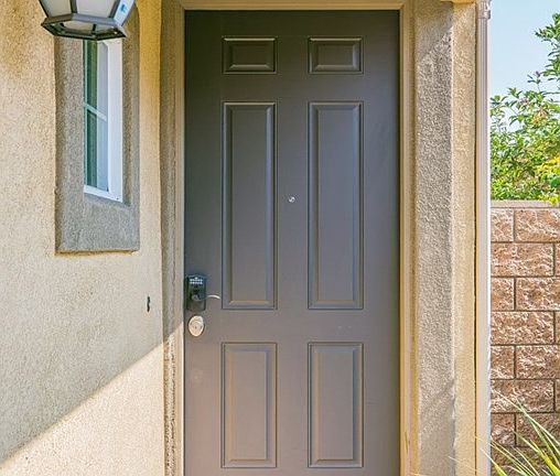 3rd image of 597 Garden Ave