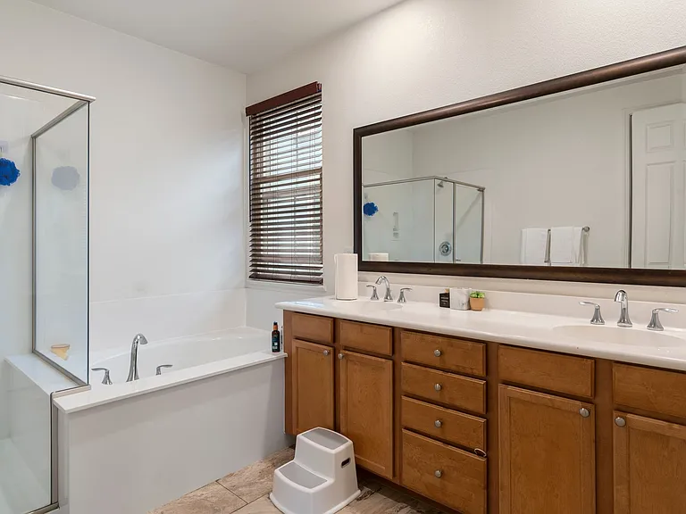 33839 Farmhouse St — Photo 20