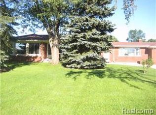 12263 Telegraph Rd, Carleton, MI 48117