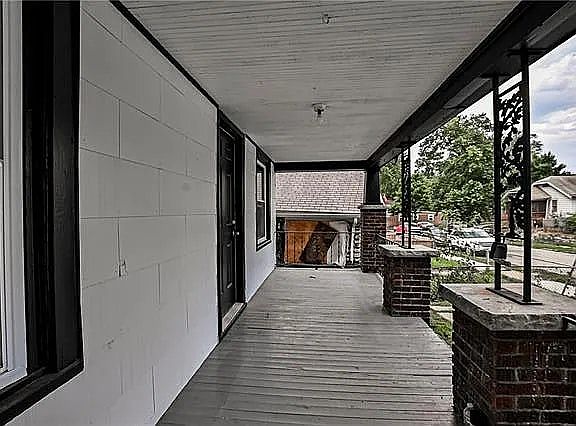 4th image of 137 Wheeling Ave