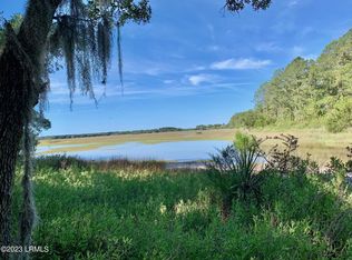 30 Lost Island Rd, Beaufort, SC 29907