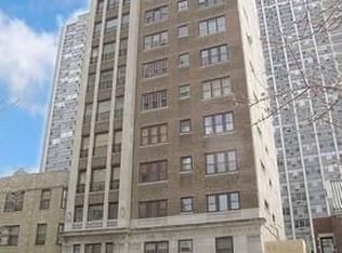 707 W Junior Ter APT 5N, Chicago, IL