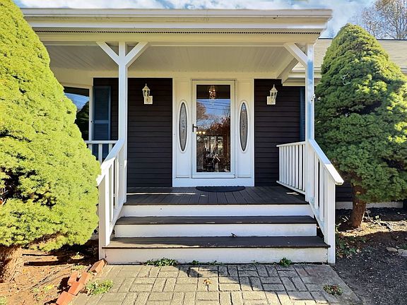 2nd image of 75 Eureka Ave