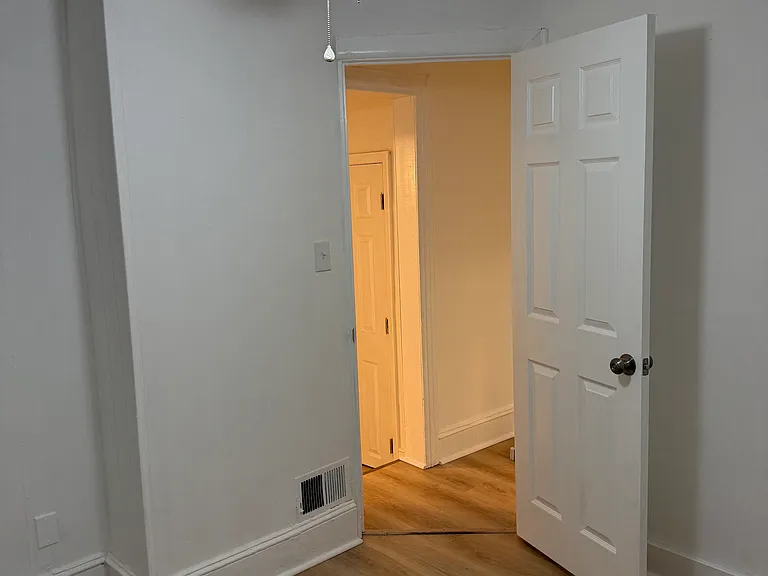35 Harding Ave — Photo 29
