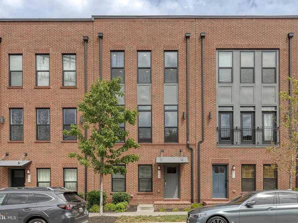 909 Grundy St, Baltimore, MD 21224