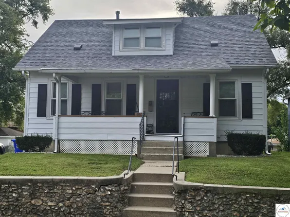 1607 S Stewart Ave, Sedalia, MO 65301