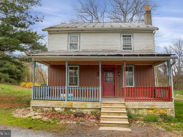 40 Academy Rd, Newport, PA 17074