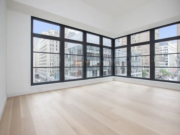 50 West 30th Street 4B image 2 of 11