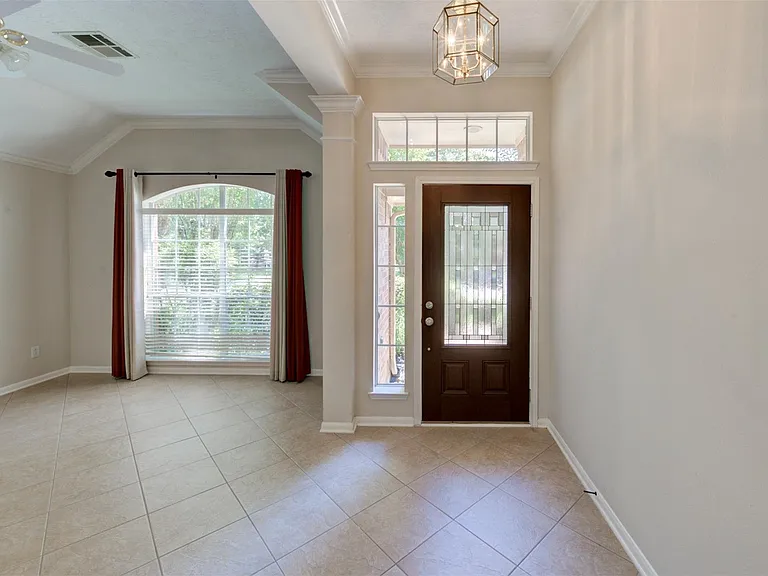9026 Robinhoods Well Dr — Photo 3