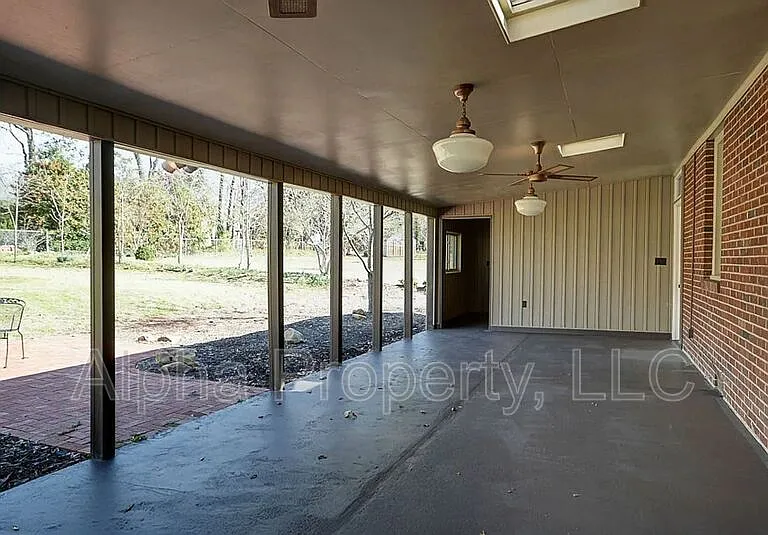 21 Lisa Dr — Photo 24