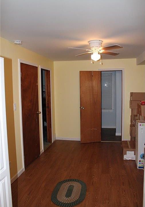 2nd image of 2934 Lockport Rd