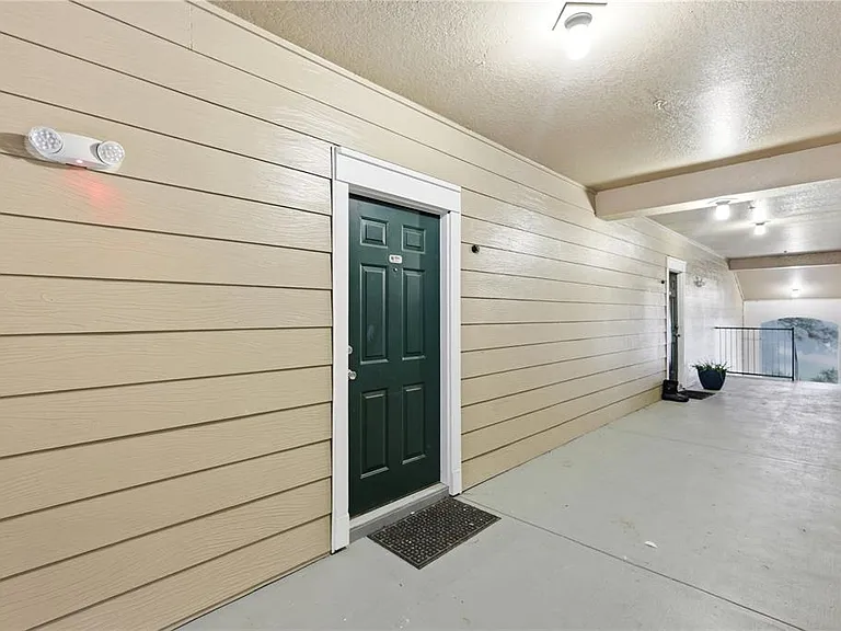 13001 Mulberry Park Dr #132 — Photo 26