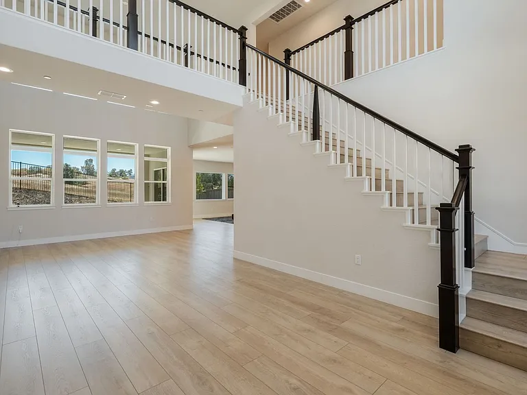 1342 Wheeler Peak Ct — Photo 15