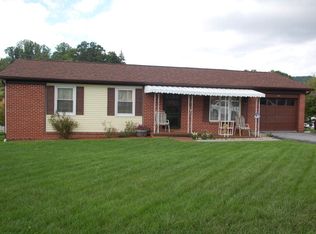 514 Lakeland Dr, Bluefield, WV 24701