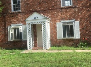 205 Sulphur Springs Rd, Bryan, TX 77801