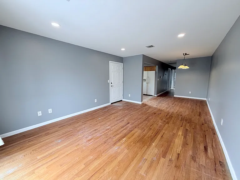181 Camden St #2 — Photo 2