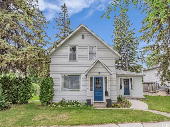 1128 12TH STREET E, Saskatoon, SK S7H 0G2