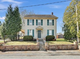 746 Maple St, Lititz, PA 17543