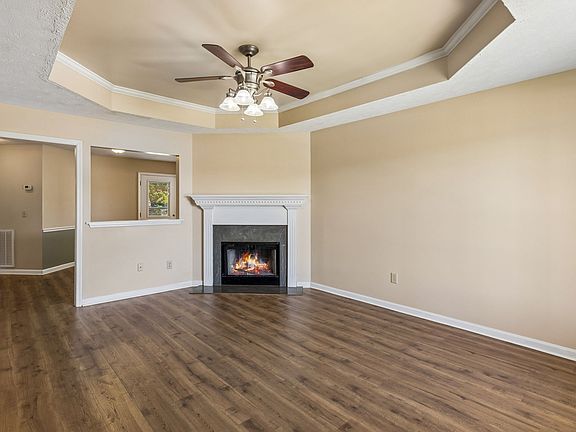 5th image of 103 Natchez Ct S