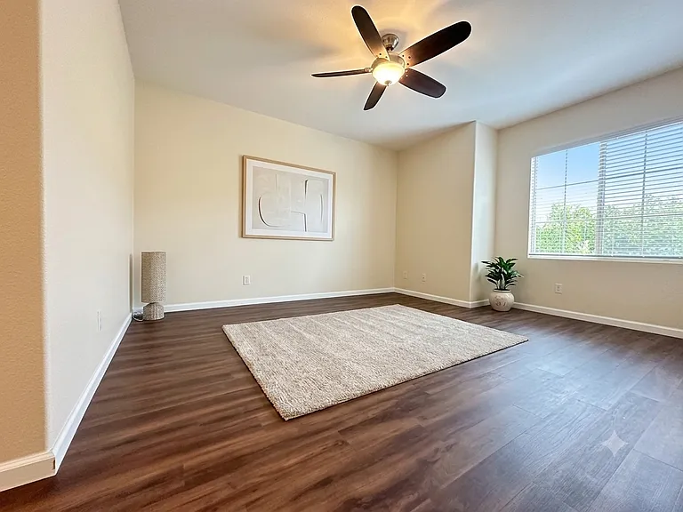 2233 Capistrano Way #13 — Photo 11