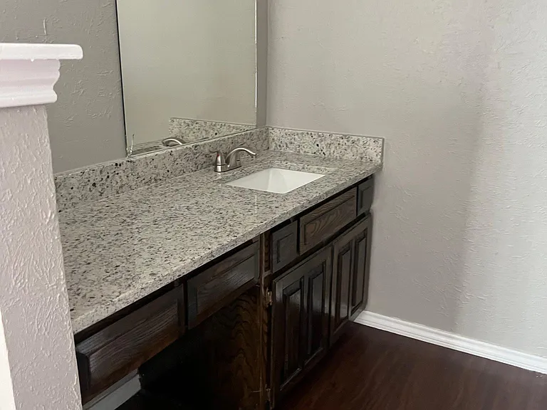 3012 Barrington Ct — Photo 8