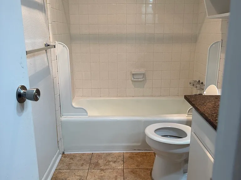 8815 Dawnridge Cir #103 — Photo 9