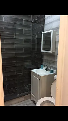 Rented by NYC Holdings Management | media 18