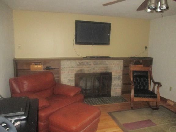2nd image of 1244 Forest Dr