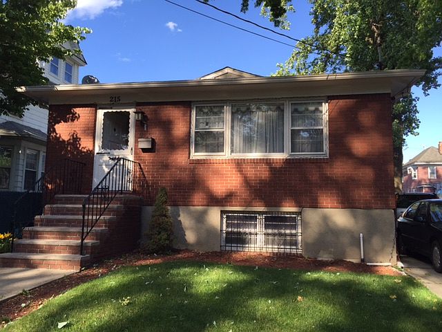 1st image of 215 Oakland Ave