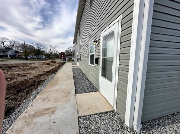 211 Mill St, Houston, MO 65483