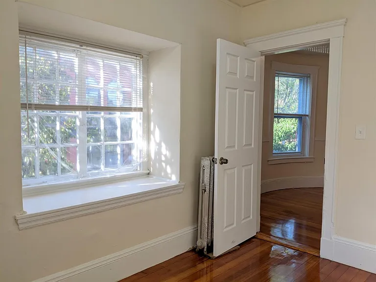 18 Sanborn Ave #4 — Photo 14