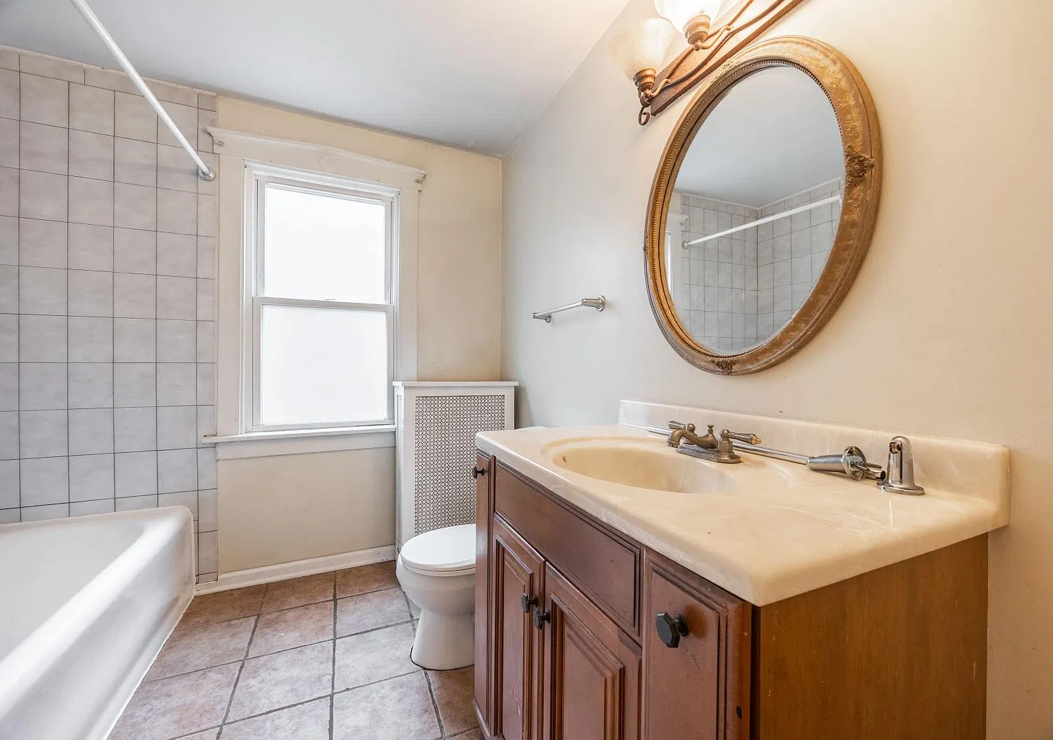 3 bed, $2,250 — Photo 2