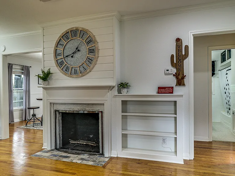 6432 Malvey Ave — Photo 14