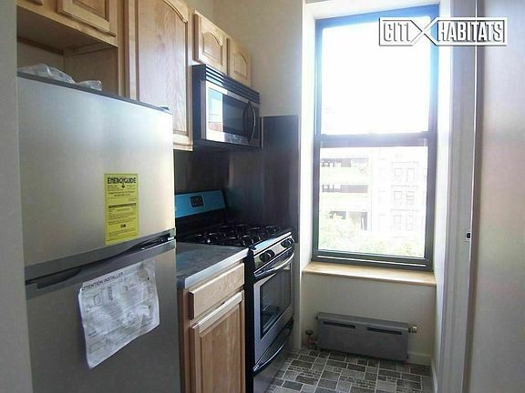 4th image of 47 Delancey St #603